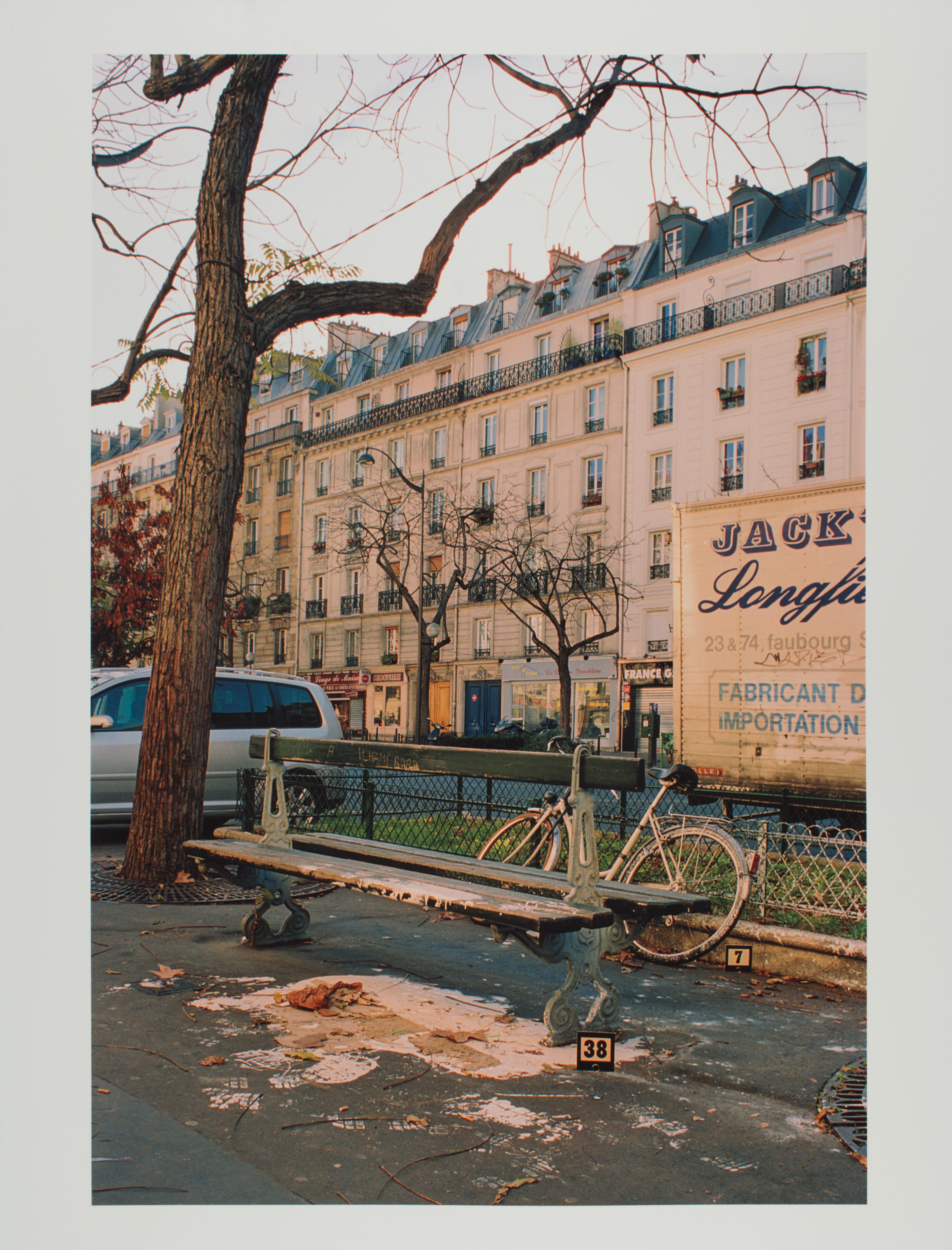 Paris-AW1