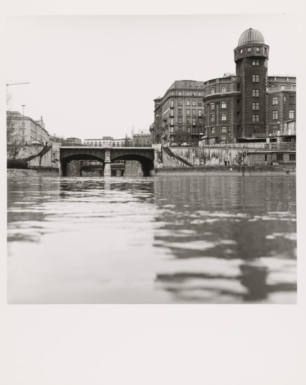 Wienflußmündung und Donaukanal bei der Urania